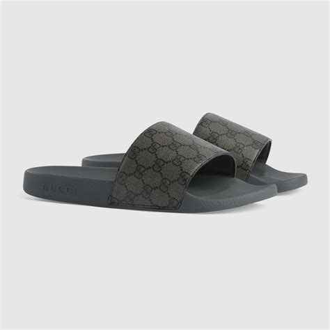 Men's GG slide sandal in grey and black Supreme .